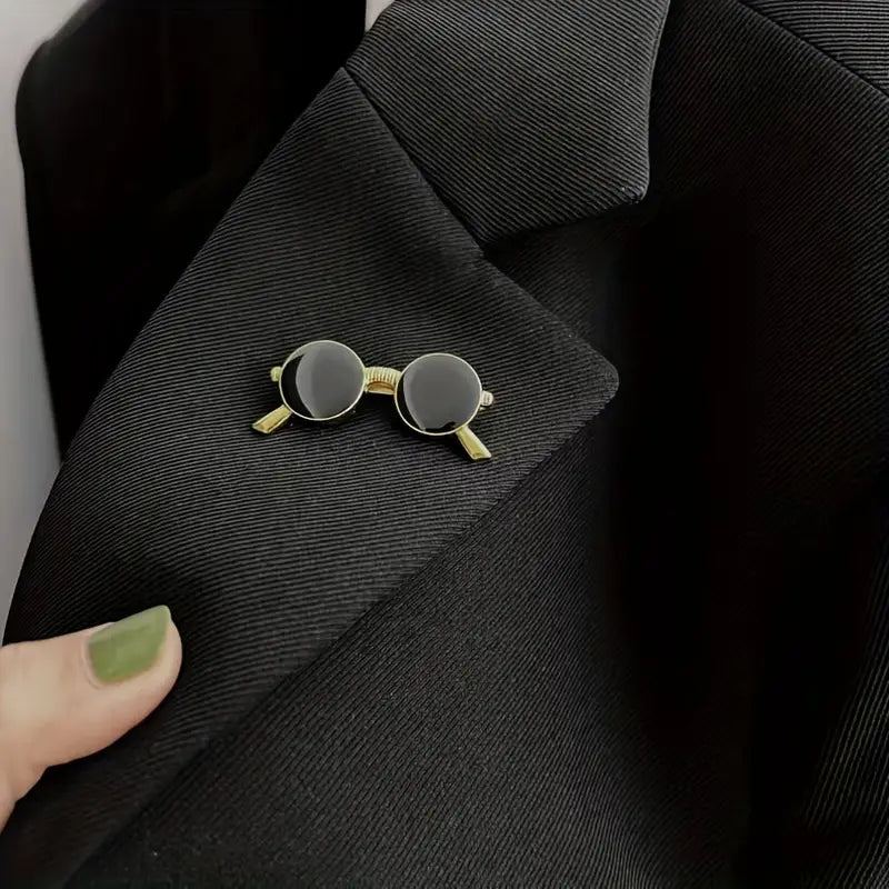 Épingle femme dorée élégante – Accessoire raffiné pour veste, chemisier et sac