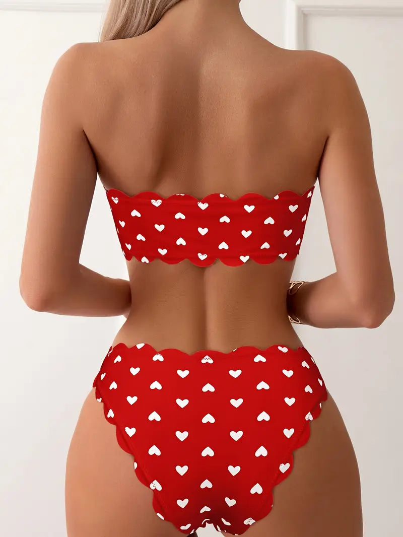 Bikini bandeau à cœurs avec laçage – Maillot 2 pièces irrésistible et féminin