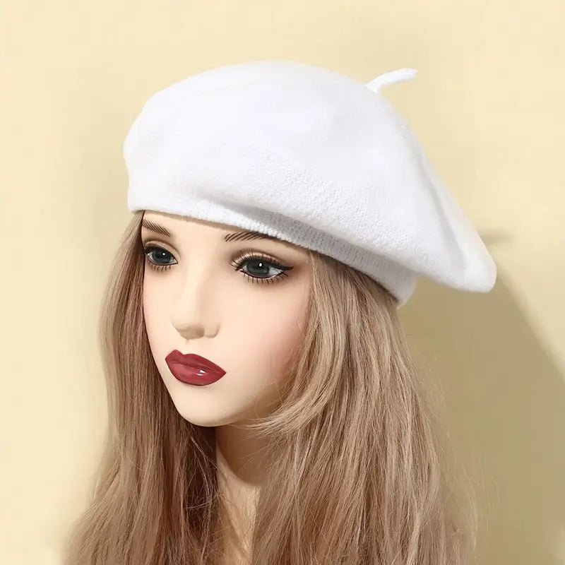 Béret femme noir en laine avec perles élégantes – Accessoire chic et intemporel