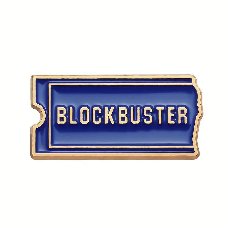 Pin’s Blockbuster rétro – Broche vintage en émail bleu style ticket de cinéma