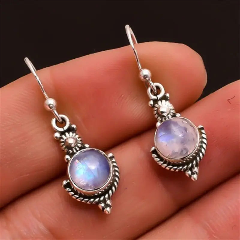 Boucles d’oreilles pendantes femme argent antique avec pierre de lune – Bijoux bohème chic