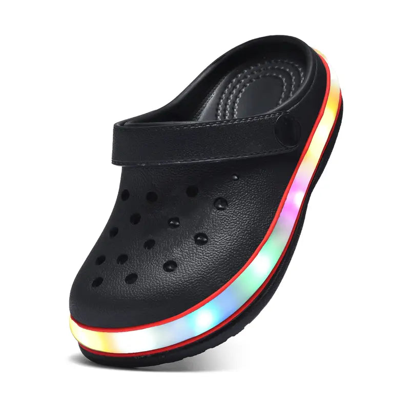 Sabots garçon lumineux LED – Mules légères et confortables pour l’été