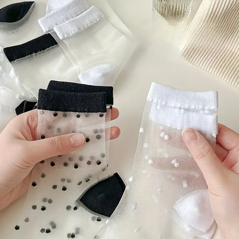 Lot de 4 Paires de Chaussettes Transparentes Motifs Cœurs et Rayures – Élégantes & Respirantes pour Femme