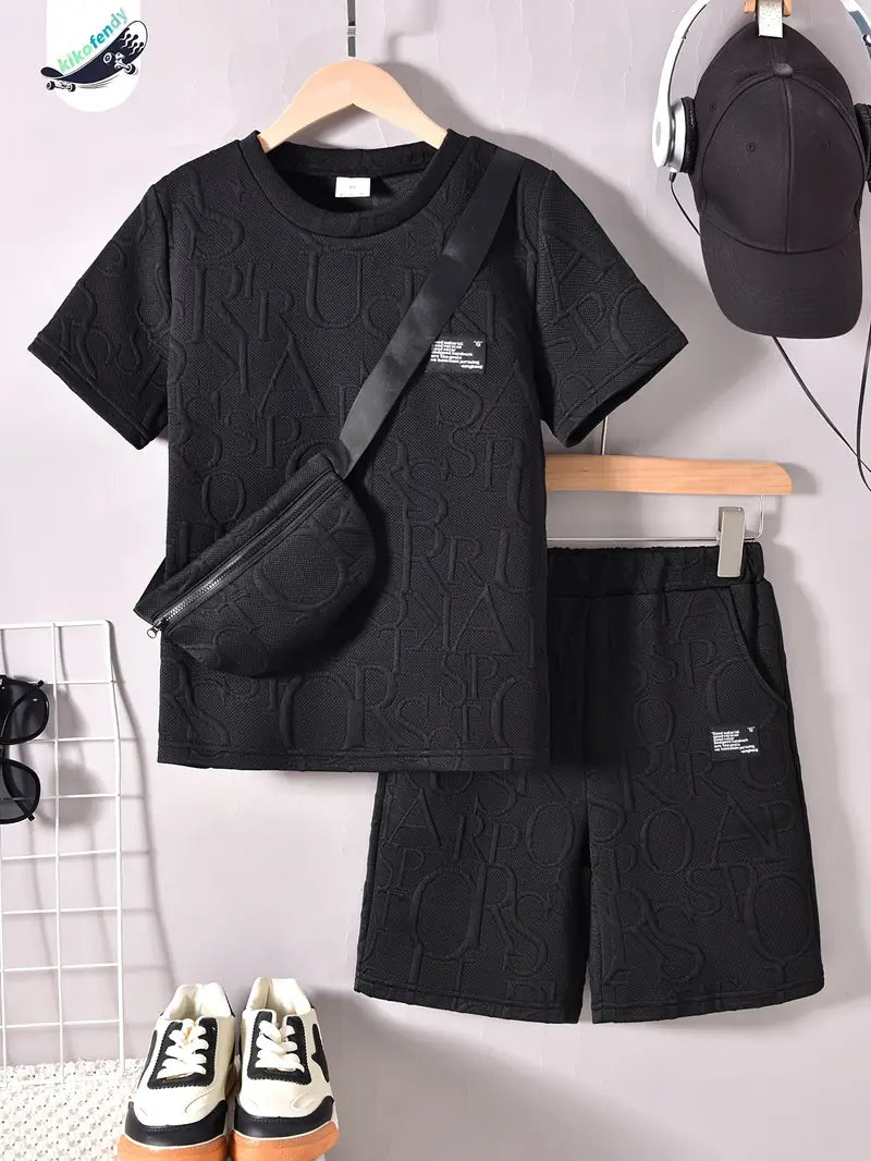 Chemise et short garçon en tissu texturé beige – Ensemble été tendance et confortable