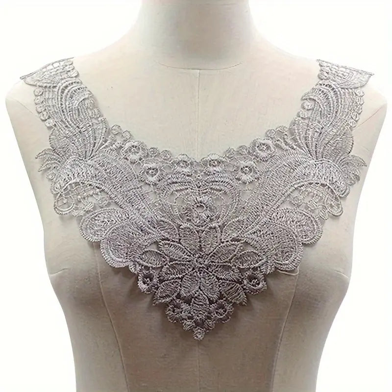 Faux col femme dentelle florale grise – Col amovible chic pour chemisiers, pulls et robes élégantes