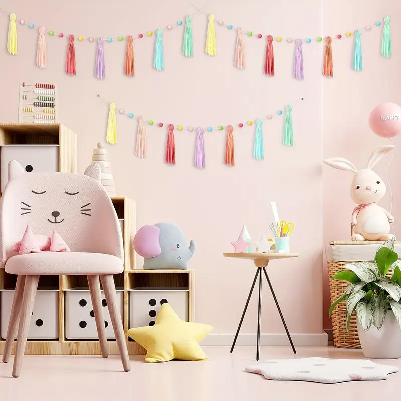 Guirlande pompons colorés en coton – Décoration murale chambre bébé bohème et festive