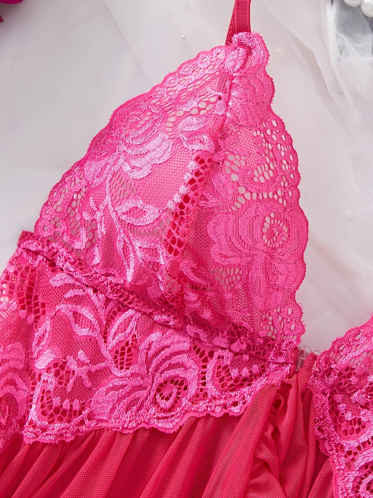 Ensemble nuisette en dentelle femme – Lingerie fine avec bretelles réglables et culotte assortie