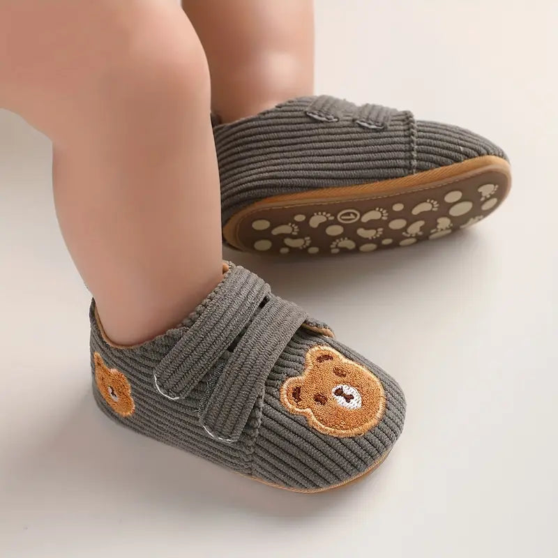 Chaussures bébé garçon en velours côtelé – Chaussons antidérapants avec motif ourson mignon