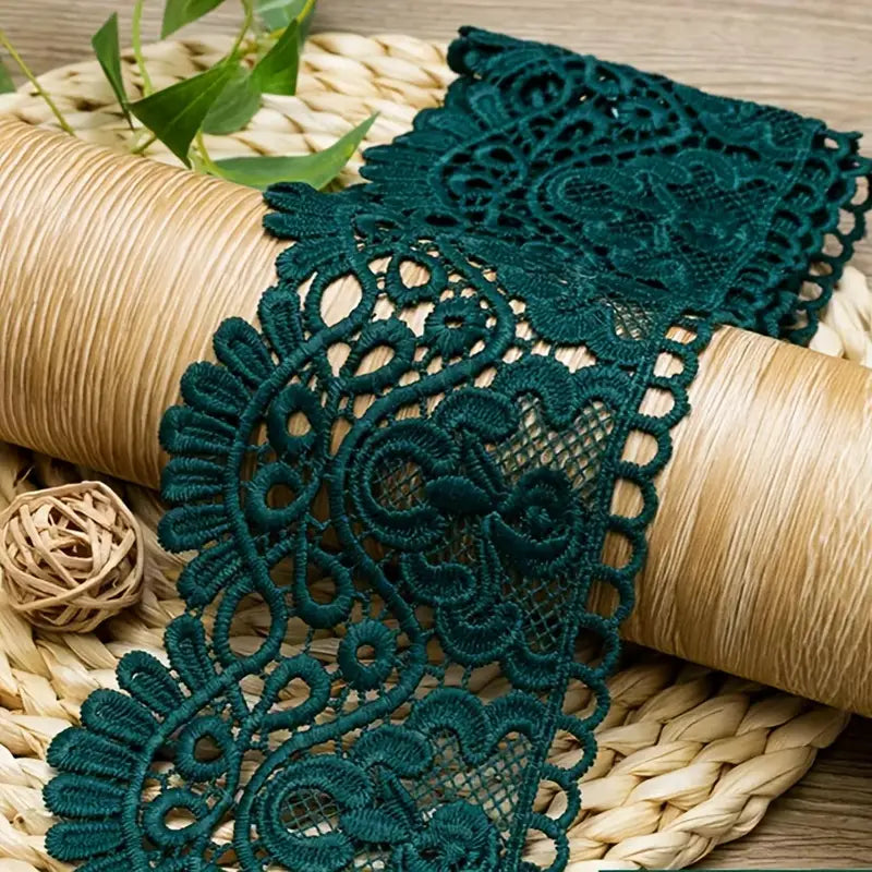 Tissu Dentelle Brodée au Mètre – Élegant et Raffiné pour Robes, Couture, Décoration et DIY