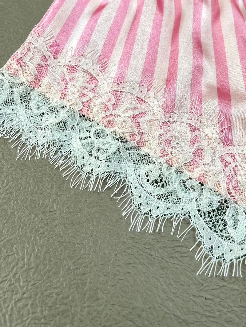 Ensemble Lingerie Femme Satin Rayé et Dentelle – Sous-vêtements et Pyjamas Sexy 2 Pièces Bralette & Short