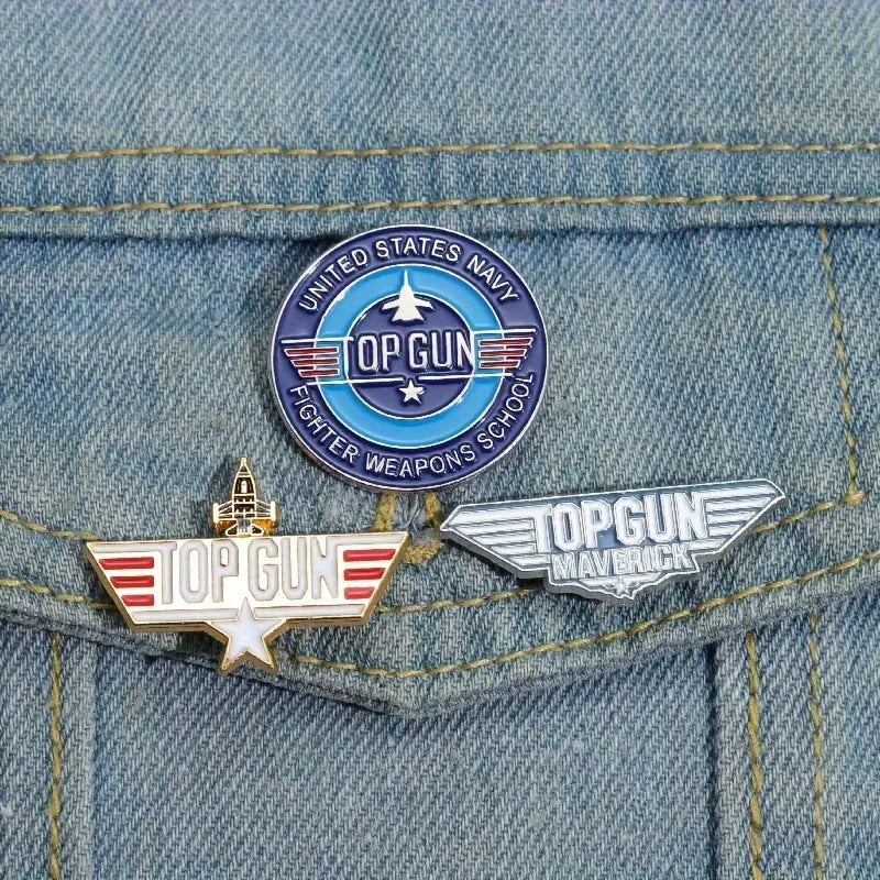 Pin’s rond Top Gun US Navy – Broche militaire aviateur vintage