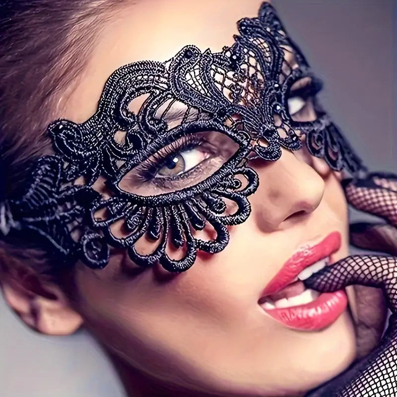 Masque vénitien femme en dentelle noire – Accessoire élégant pour soirée, bal masqué et carnaval
