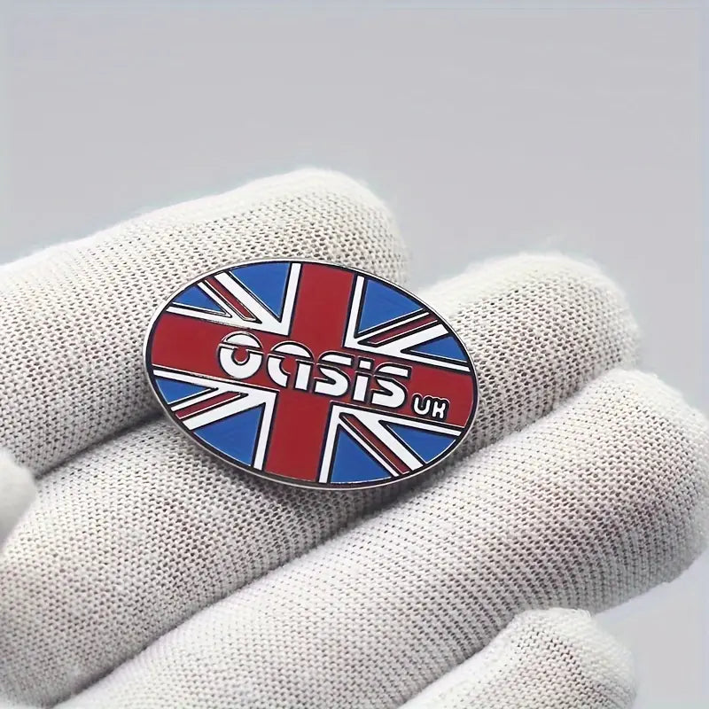 Pin’s Oasis UK drapeau Union Jack – Broche vintage rock britannique pour fans de musique