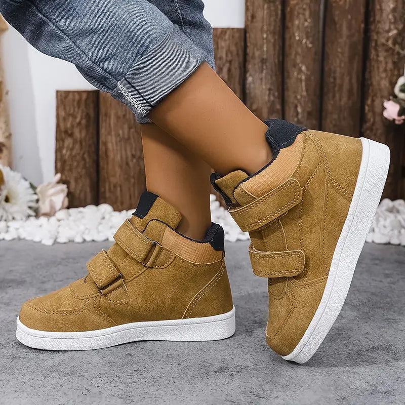Bottes garçon montantes en suède avec scratch – Chaussures confortables et résistantes pour l’automne/hiver