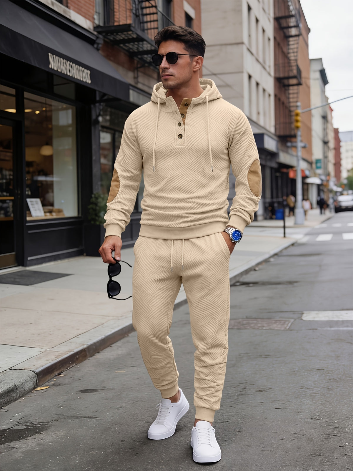 Ensemble Homme : Sweat à Capuche Jacquard Tricoté et Pantalon
