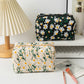 Trousse de toilette fleurie  Pochette maquillage élégante et pratique