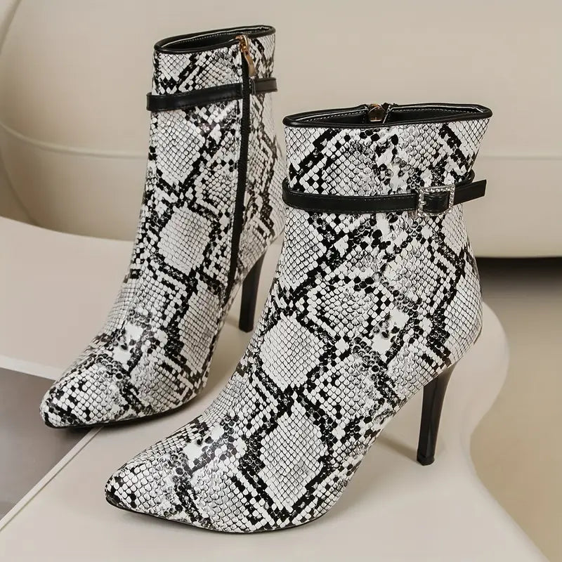Bottes fille à talons motif serpent – Chaussures tendance élégantes et stylées