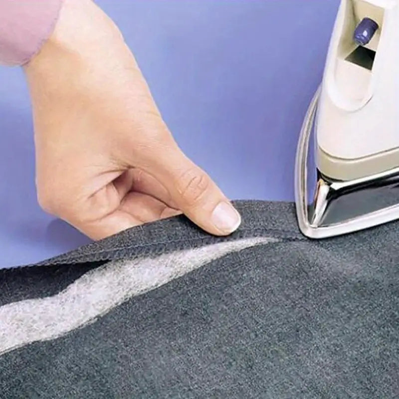 Tissu Thermocollant Blanc – Bande Adhésive à Repasser pour Ourlets, Réparations et Couture Facile