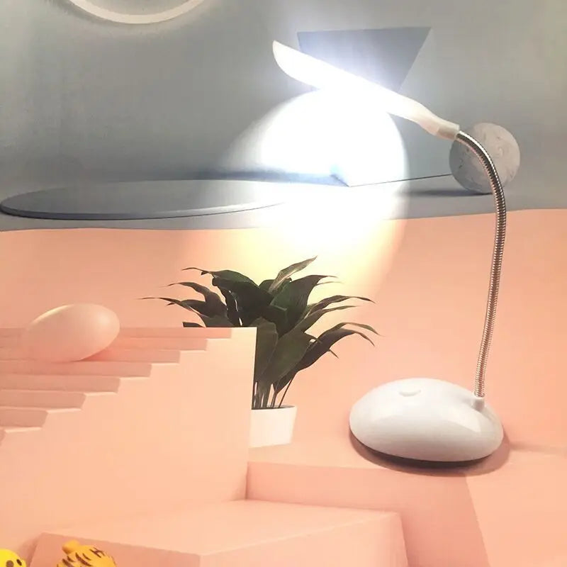 Lampe de Bureau LED Flexible – Col de Cygne Orientable et Base Design Élégant