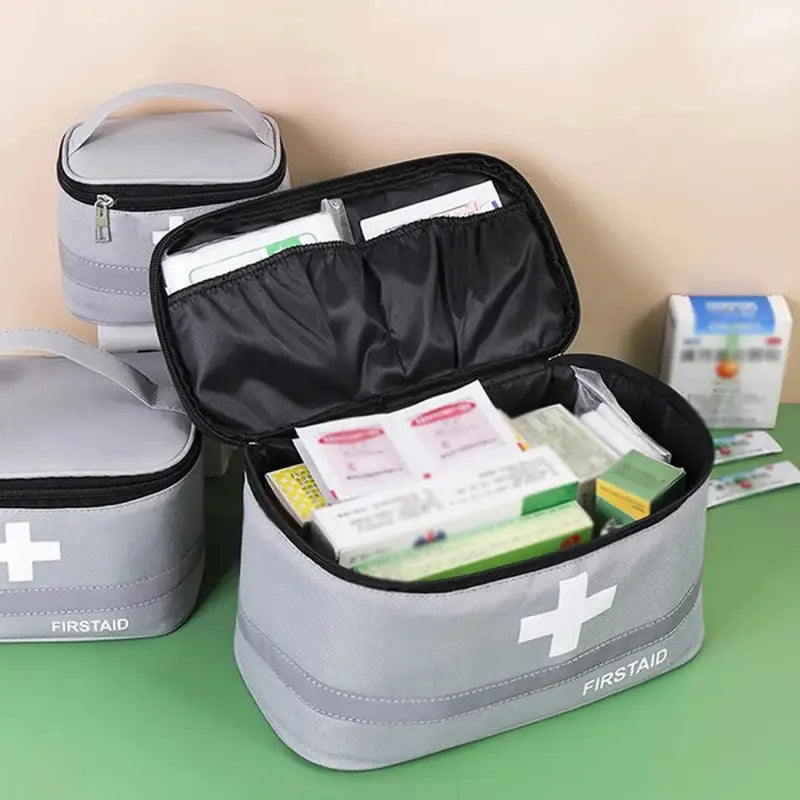 Trousse de Premiers Secours Portable en Tissu Oxford – Rangement Médical d’Urgence