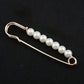 Épingle de sûreté femme élégante avec perles blanches – Accessoire chic pour vêtements et manteaux