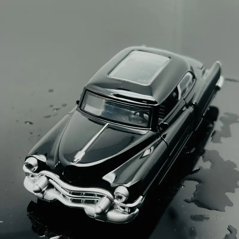 Voiture miniature Coccinelle vintage en alliage – Modèle classique rouge avec portes ouvrantes, jouet et collection