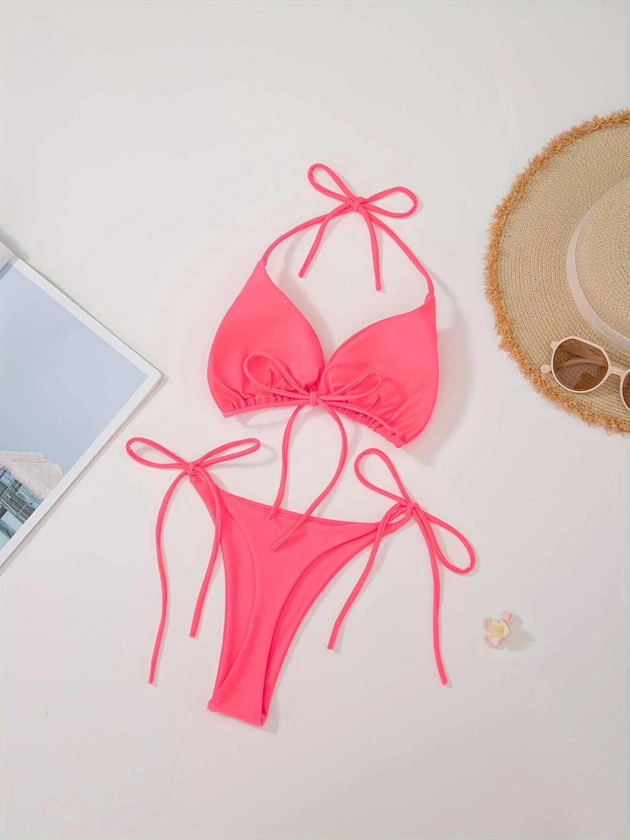 Bas de bikini échancré à nouer – Coloris fluo, taille réglable et coupe sexy pour toutes les silhouettes