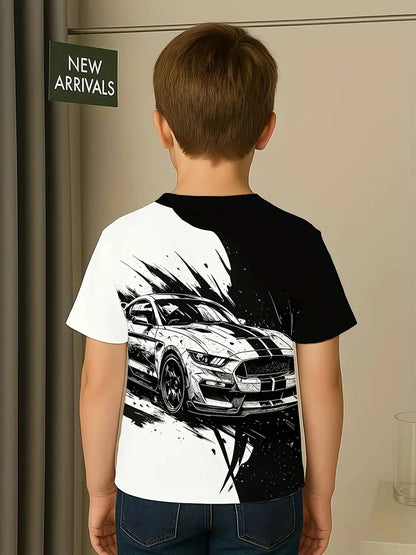 T-shirt Garçon Noir et Blanc avec Voiture de Sport – Mode Streetwear Enfant Confortable et Stylé