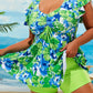 Maillot de bain deux pièces avec haut volanté fleuri et short vert fluo – Style tropical et couvrant