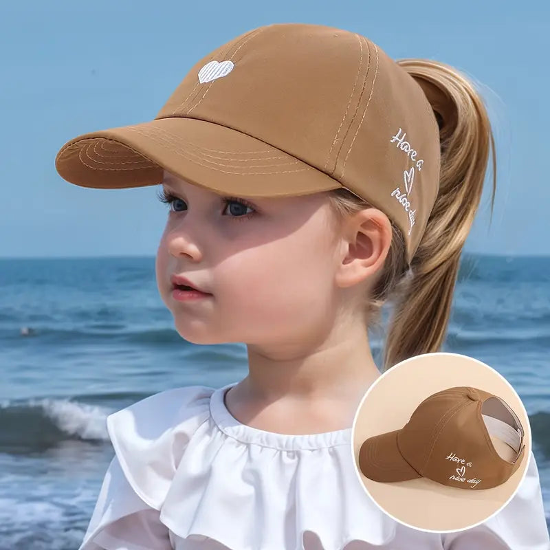 Casquette Brodée pour Enfant avec Motif Cœur – Chapeau Été Fille Garçon Protection Soleil