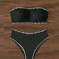 Bikini bandeau texturé – Maillot 2 pièces taille haute avec détails festonnés blancs