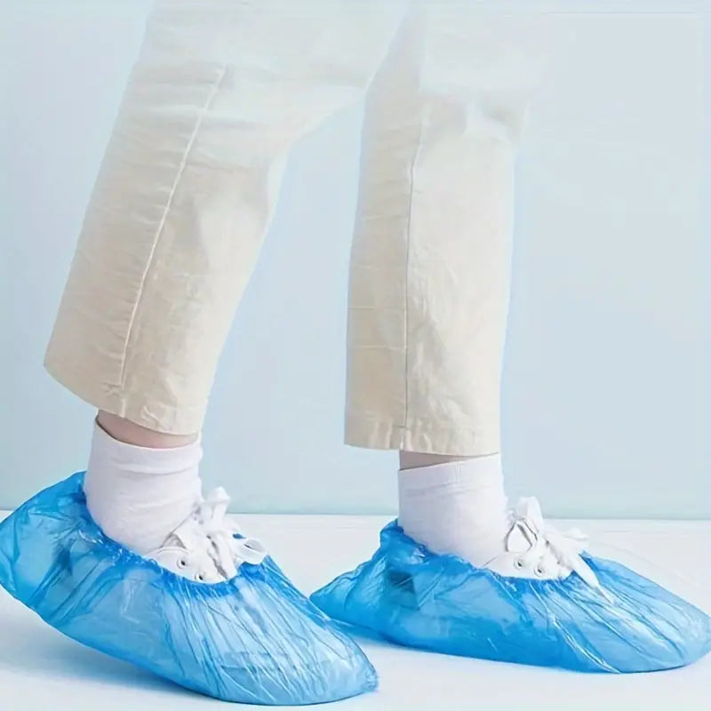 Surbottes de Protection Jetables en Plastique Bleu – Couvre-Chaussures Étanches pour Hygiène et Sécurité au Travail