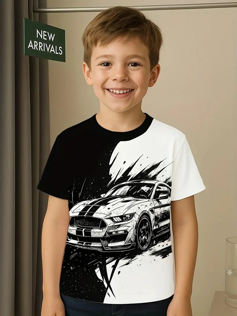 T-shirt Garçon Noir et Blanc avec Voiture de Sport – Mode Streetwear Enfant Confortable et Stylé
