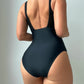 Maillot de bain une pièce sculptant – Décolleté plongeant et effet gainant