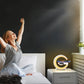Station de Charge Sans Fil 2 en 1 avec Écran LED et Veilleuse RGB – Chargeur et Horloge de Bureau pour iPhone