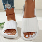 Claquettes – Semelle douce, coloris Blanc