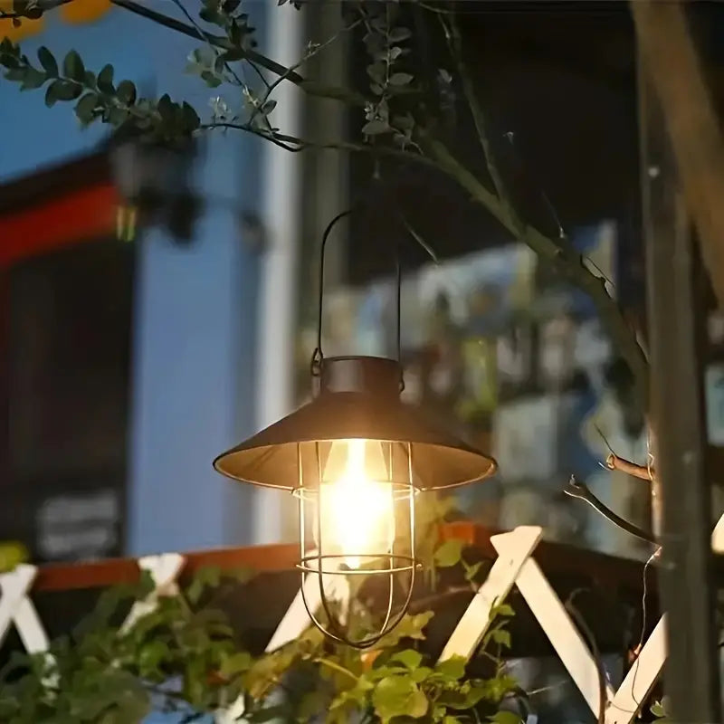 Ampoule LED Vintage Suspendue – Éclairage Ambre Chaud pour Extérieur ou Terrasse – Style Rétro Industriel