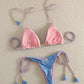 Bikini Brésilien Bleu Lilas à Cordon Torsadé et Pompons – Style Coloré et Sexy pour l’Été
