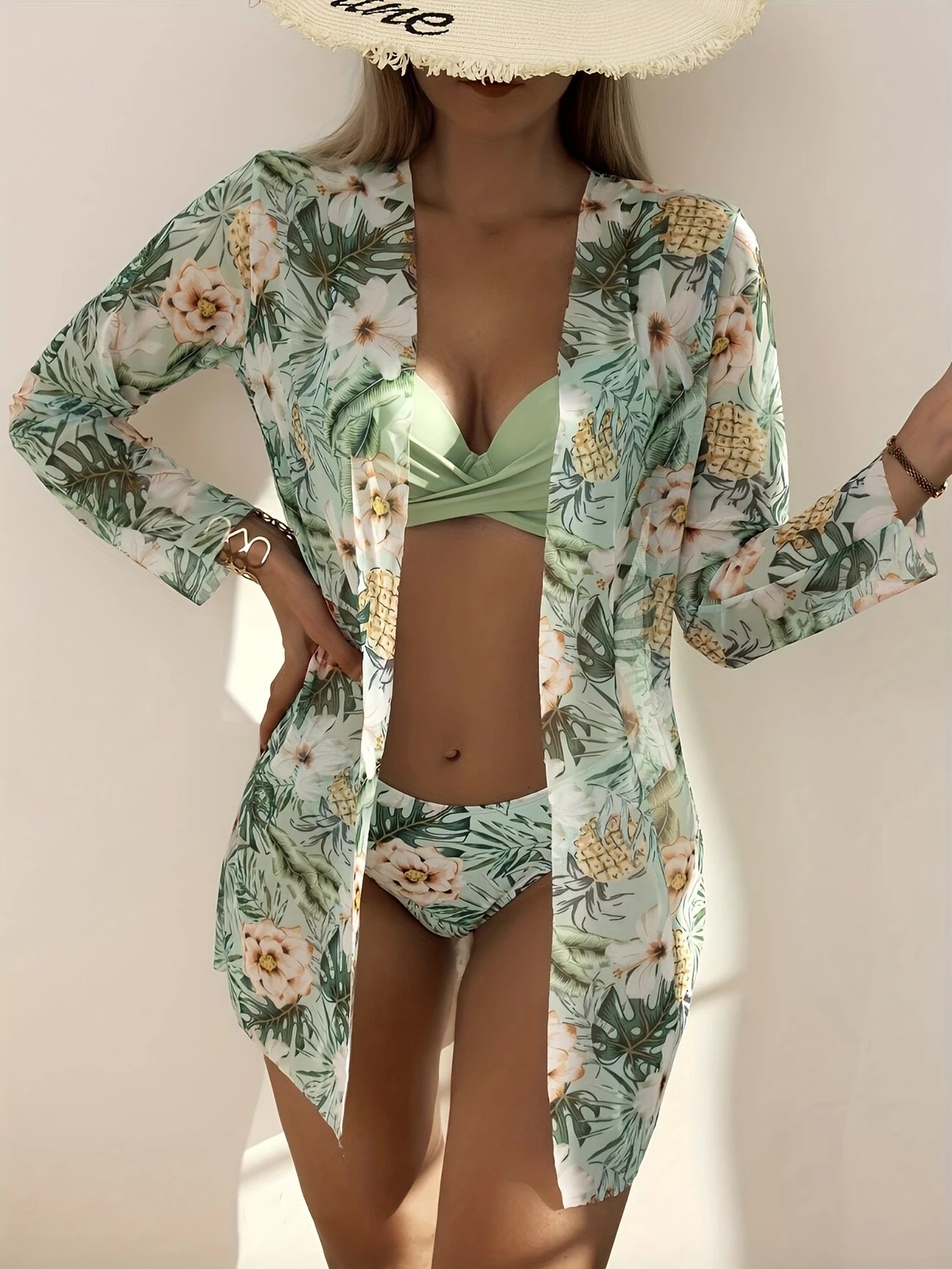 Ensemble Bikini 3 Pièces Floral – Soutien-Gorge Twist, Bas Taille Haute & Kimono Tropical