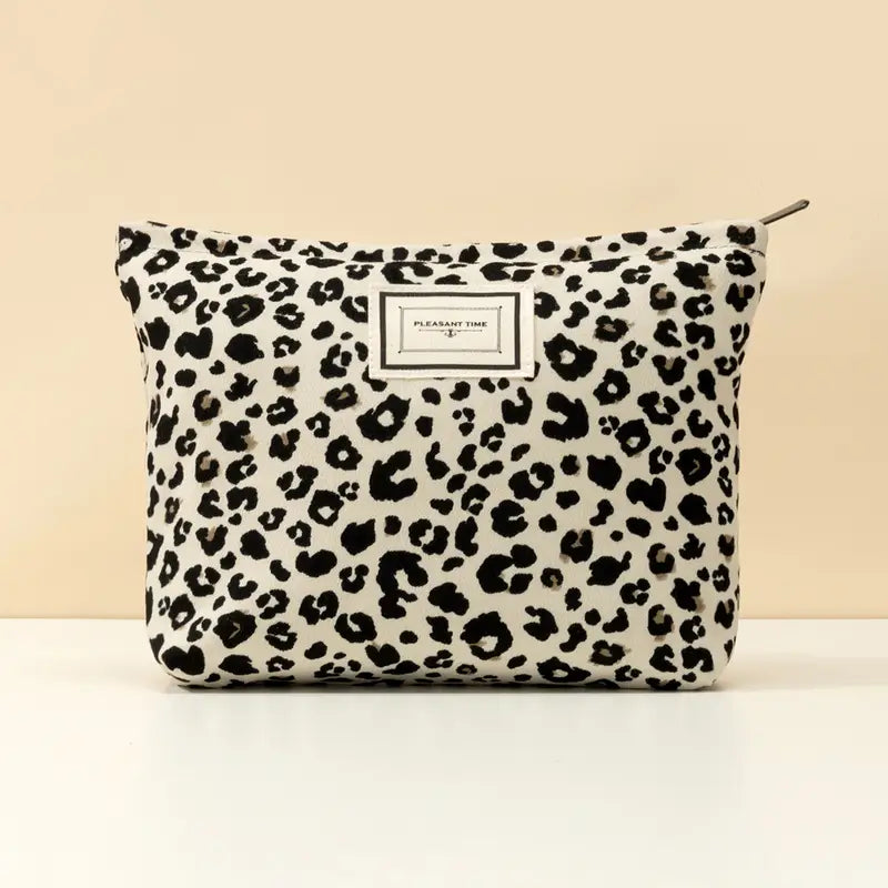 Trousse de maquillage imprimé léopard  Pochette cosmétique tendance, pratique et spacieuse