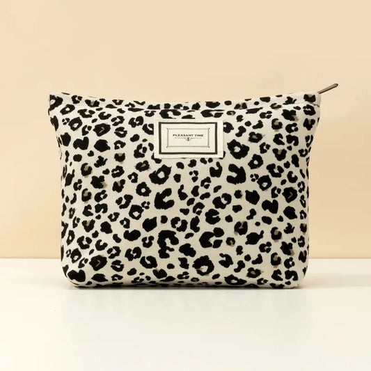 Trousse de maquillage imprimé léopard  Pochette cosmétique tendance, pratique et spacieuse