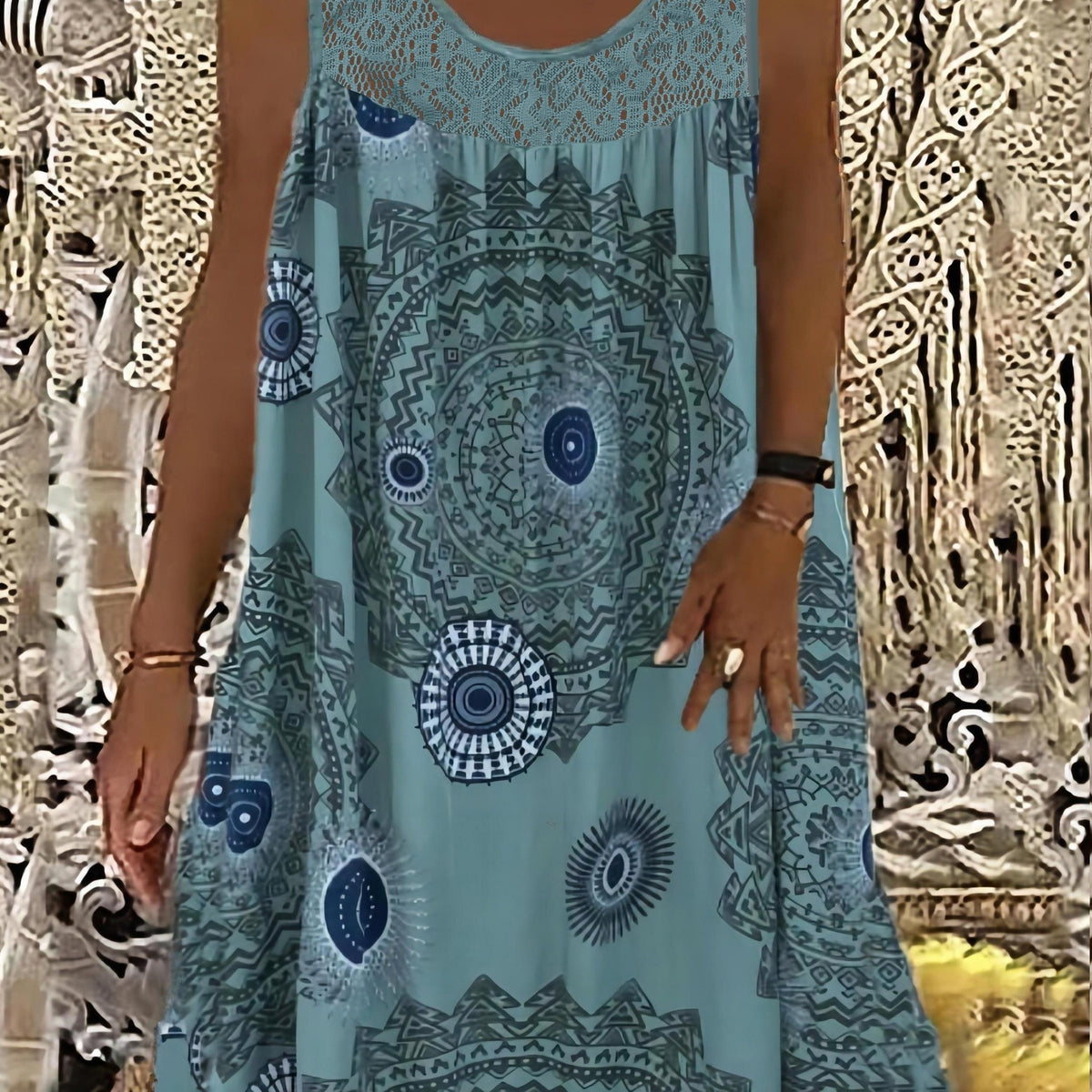 Robe Femme Grande Taille – Détails en Dentelle et Imprimé Géométrique