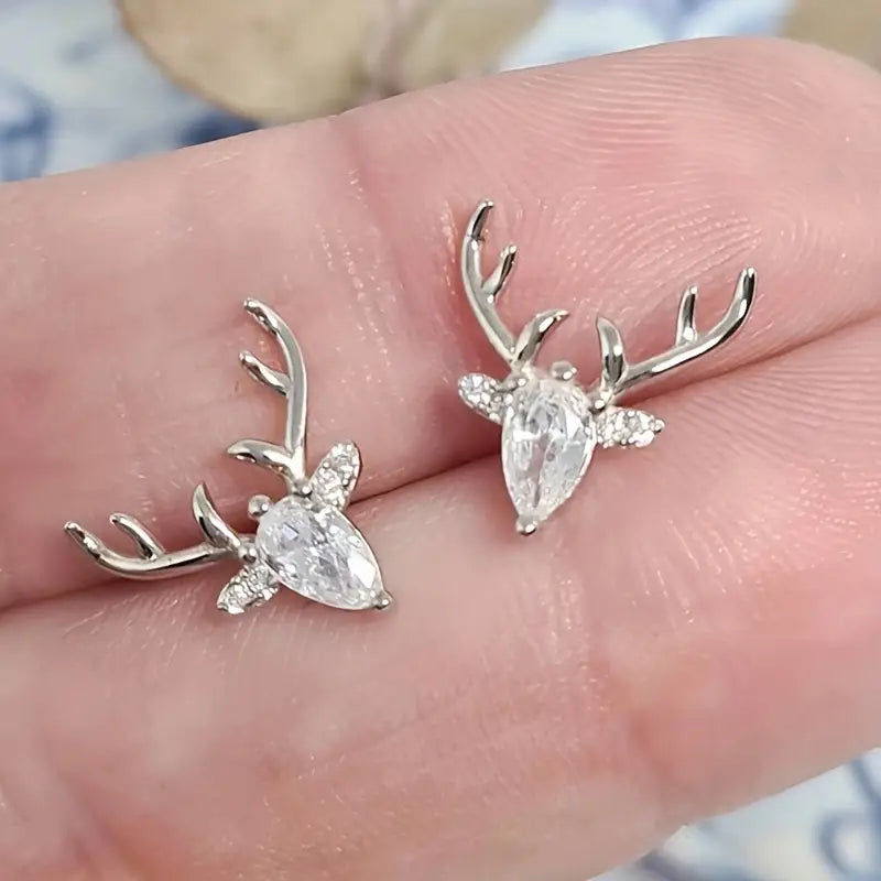 Boucles d’Oreilles Enfant Cerf Doré avec Strass – Bijou Fantaisie Original et Élégant
