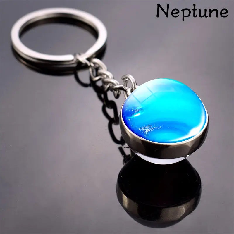 Porte-clés planète Mars en verre – Breloque cosmique élégante et originale pour femme