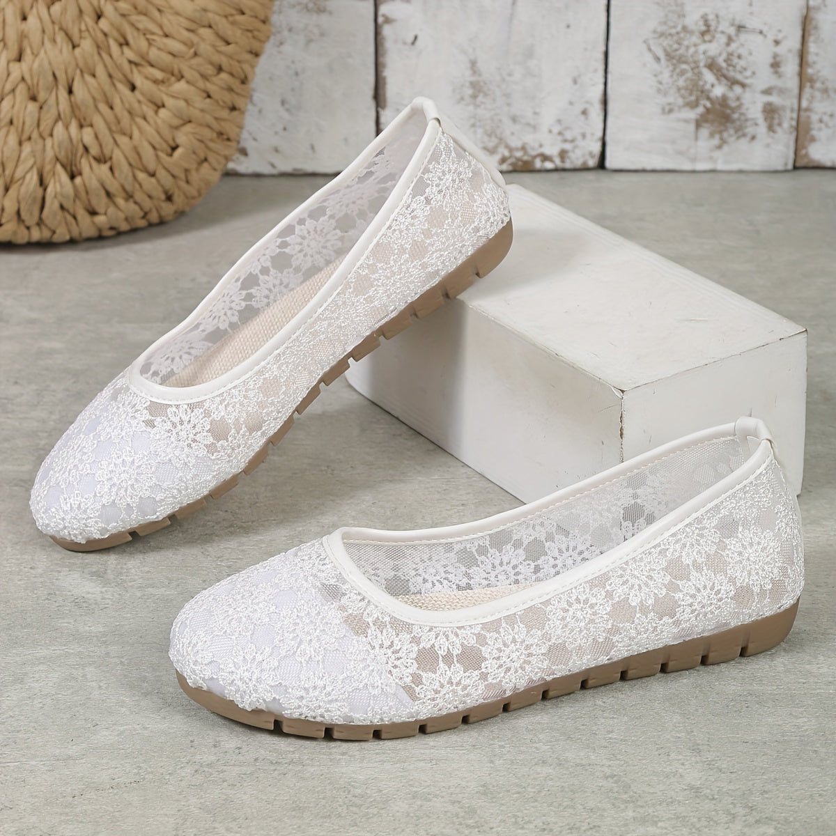 Ballerines femme en dentelle florale