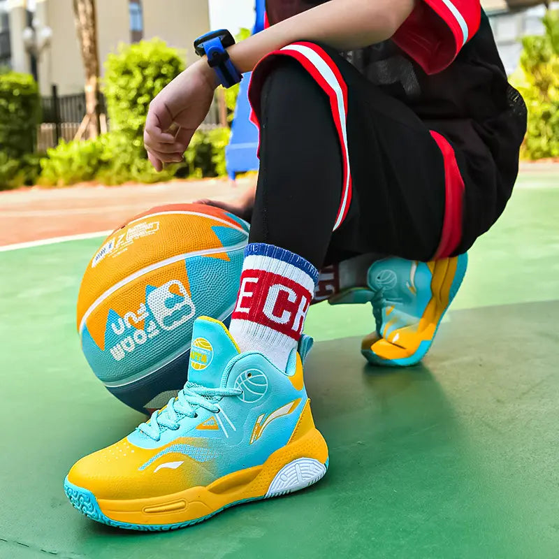 Baskets garçon – Chaussures de basketball montantes jaune et bleu respirantes avec semelle antidérapante