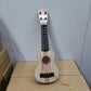 Ukulélé Enfant en Bois avec Rosace Rond/Cœur – Mini Instrument à Cordes Ludique pour Éveil Musical ou Décoration