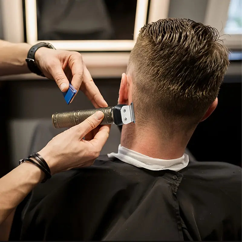 Tondeuse Électrique Multifonction 7-en-1 – Rasoir Homme Professionnel avec Lames
