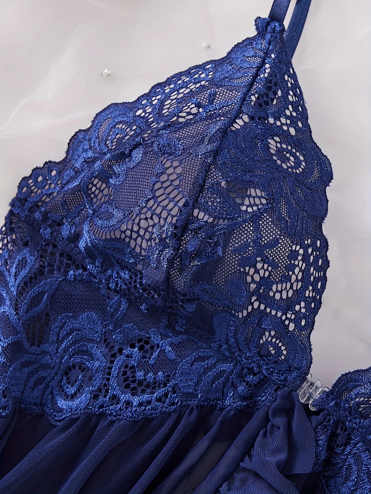 Ensemble nuisette en dentelle femme – Lingerie fine avec bretelles réglables et culotte assortie