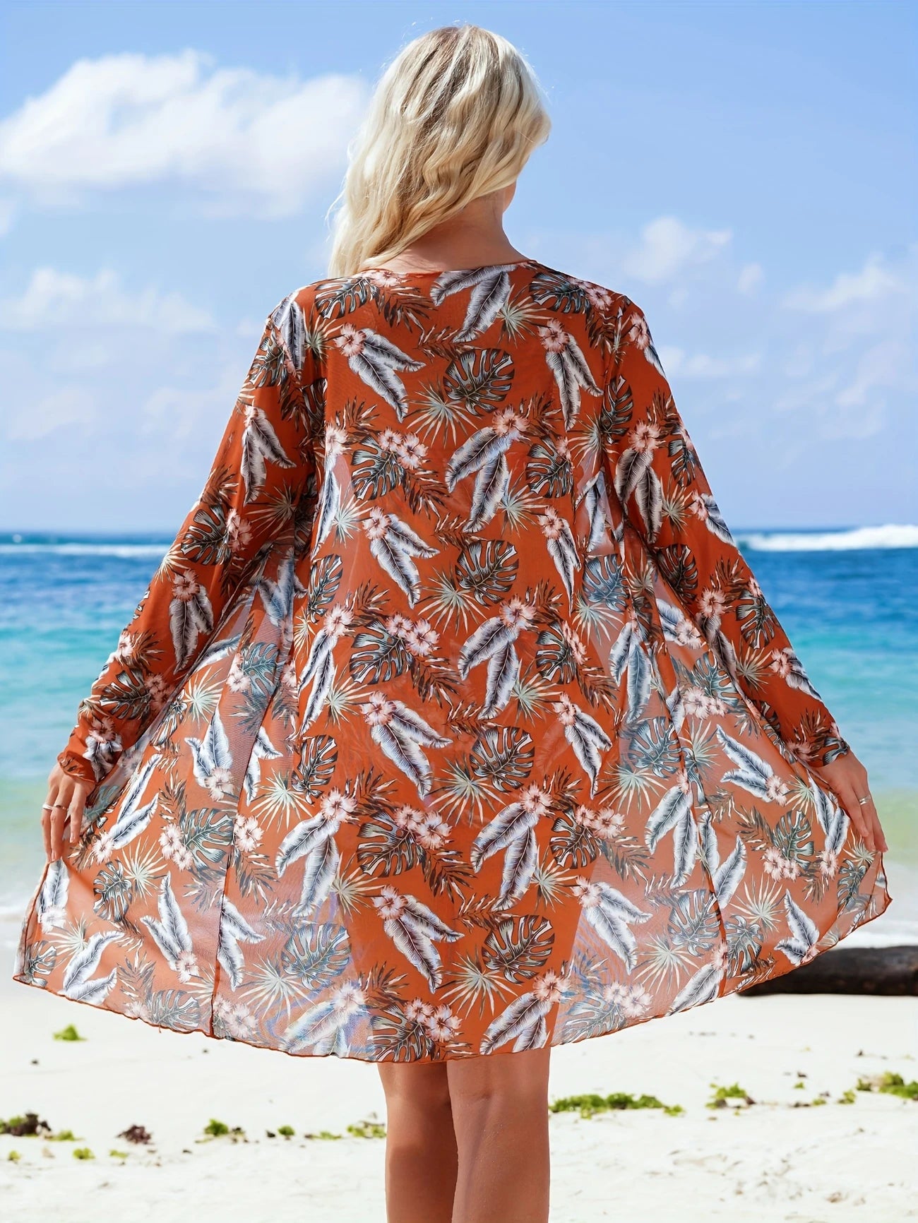 Ensemble 3 pièces de plage femme – Maillot, short et kimono assortis au style géométrique chic